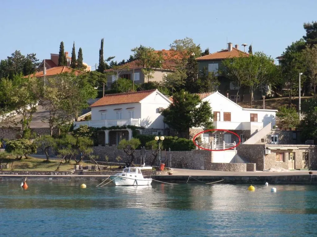 Apartment with Sea View Terrace in Silo, Krk