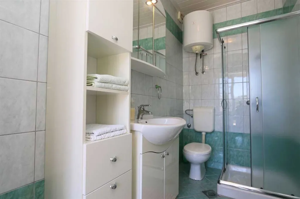 Apartment with Sea View Terrace in Silo, Krk