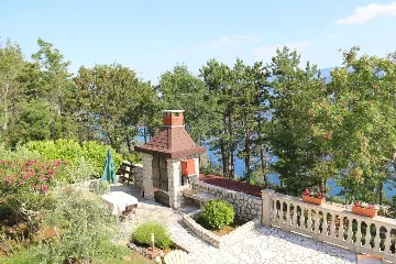 2-Bedroom Apartment in Silo - Island Krk (Up to 4)