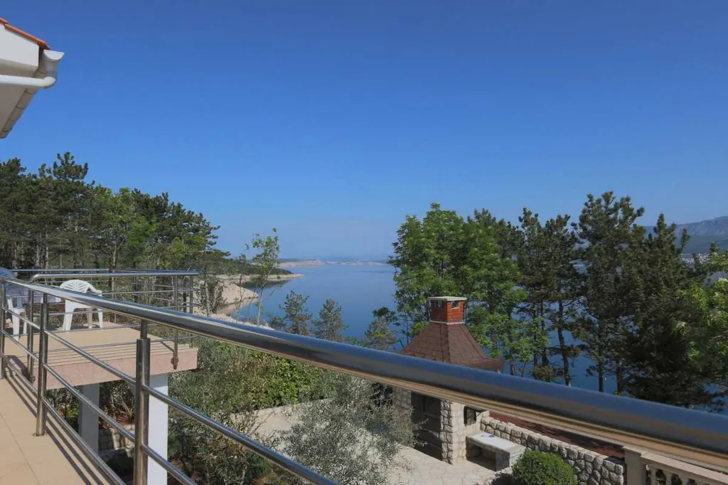2-Bedroom Apartment in Silo - Island Krk (Up to 4)