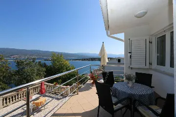 2-Bedroom Apartment in Silo - Island Krk (Up to 4)