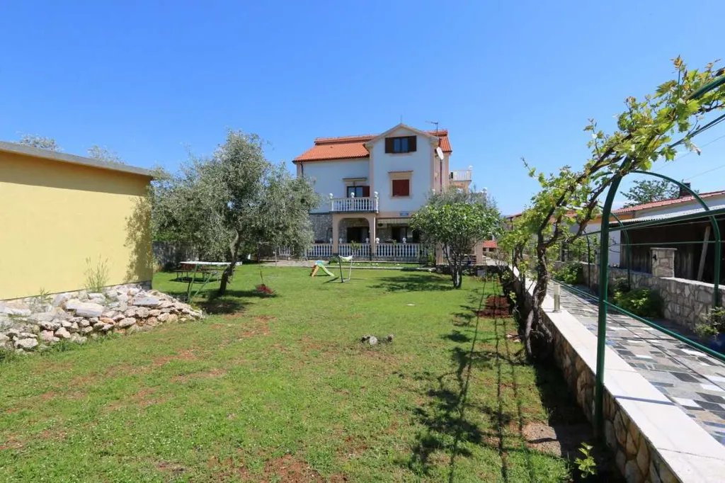 Apartment in Silo (island Krk) with 20 m² Terrace