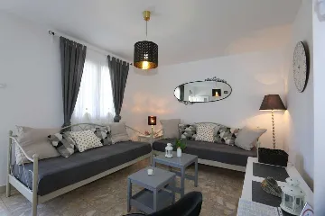 House in Silo (Island Krk) for 7 Guests