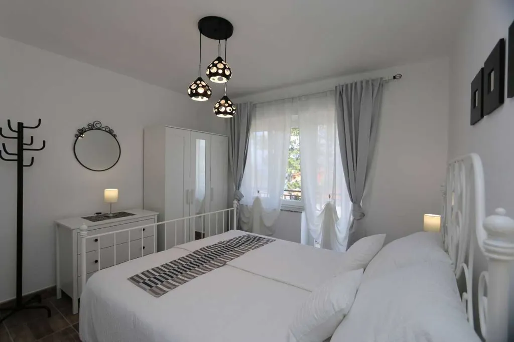 House in Silo (Island Krk) for 7 Guests