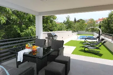 Two-Bedroom House in Silo for Up to 5 Guests