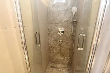 Two-Bedroom House in Silo for Up to 5 Guests