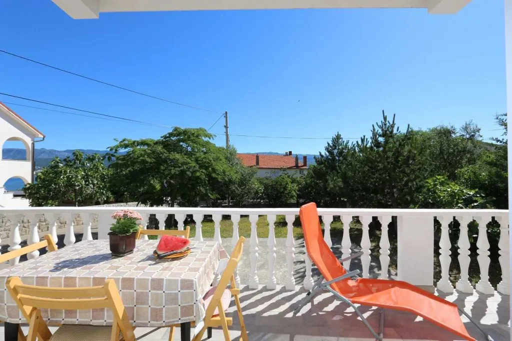 Apartment in Silo - island Krk for 4 Guests