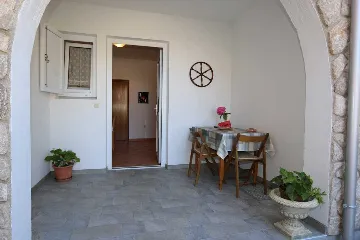 Silo (Island Krk) 1-Bedroom Apartment for 3 Guests