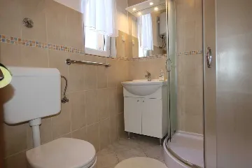 Sea-View Apartment for 4 in Silo, Krk