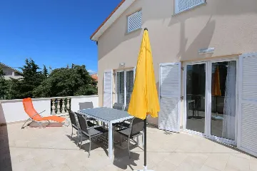 Apartment in Silo (Island Krk) for 4 Guests