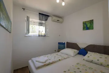 Silo (Krk) Apartment for Up to 4 Guests