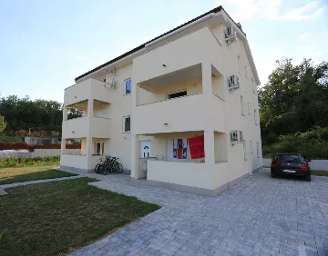 Apartment in Čižići (Krk) for up to 6 Guests