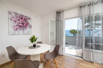 4-Bedroom Apartment in Silo (Krk Island)