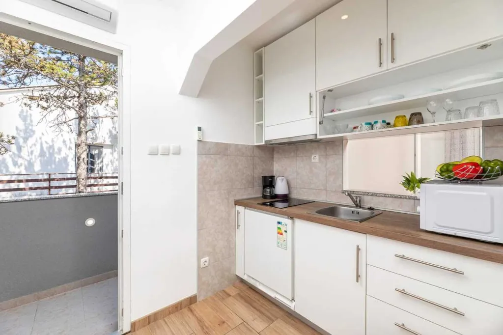 4-Bedroom Apartment in Silo (Krk Island)