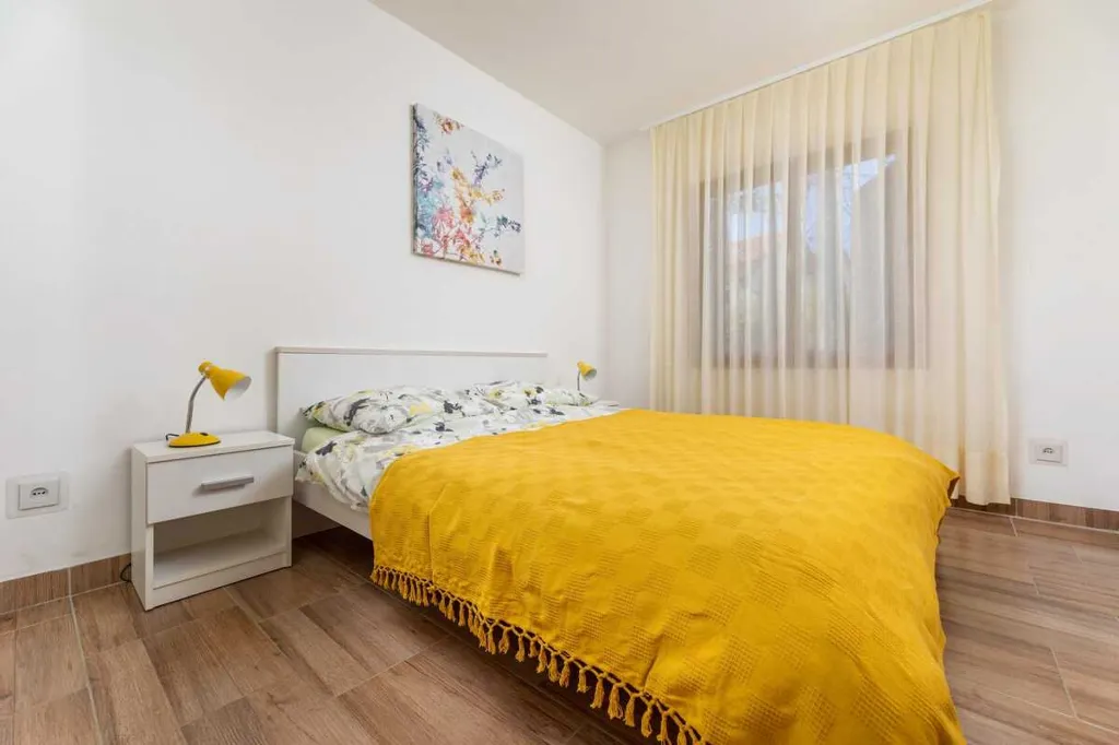 4-Bedroom Apartment in Silo (Krk Island)