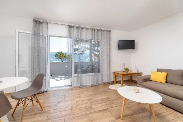 4-Bedroom Apartment in Silo (Krk Island)