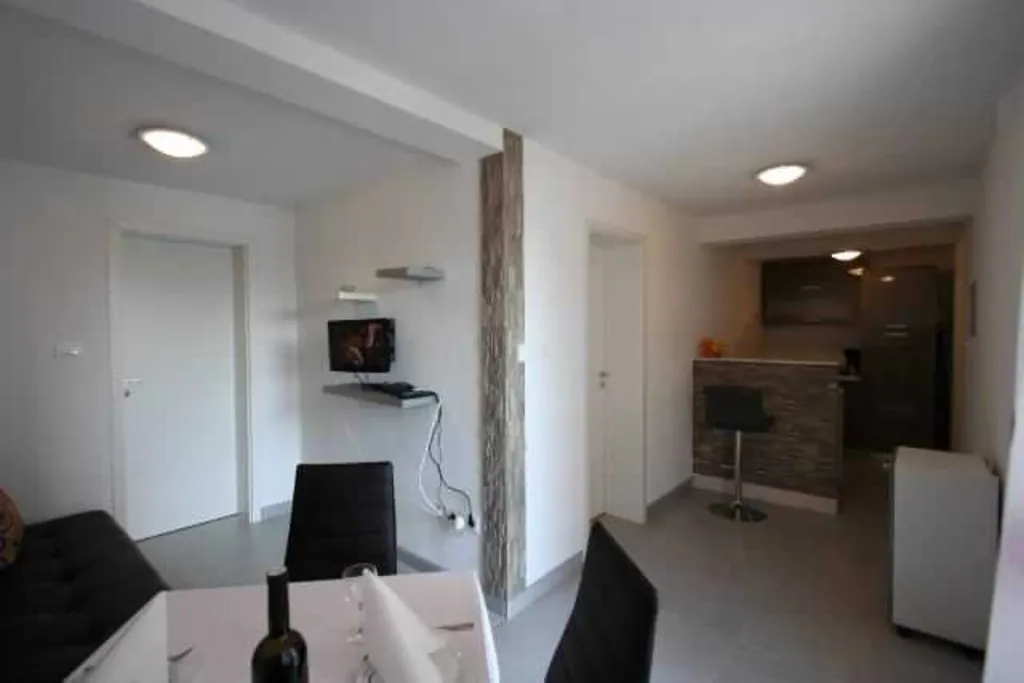 Apartment in Silo (Island of Krk) for 2 Guests