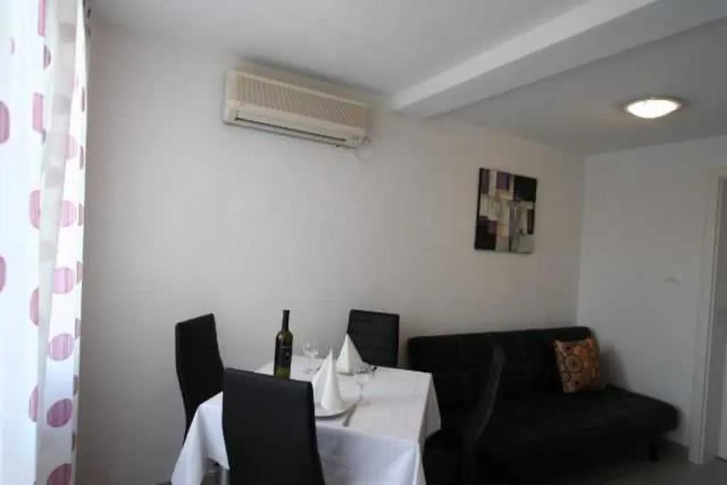 Apartment in Silo (Island of Krk) for 2 Guests
