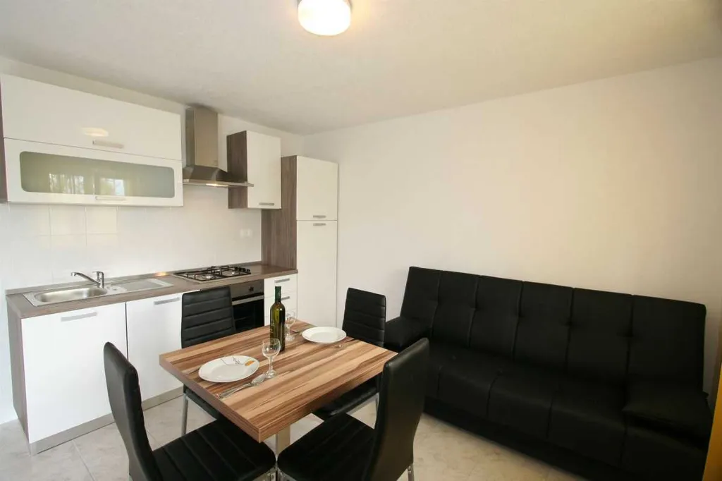 1-Bedroom Apartment in Silo, Island of Krk