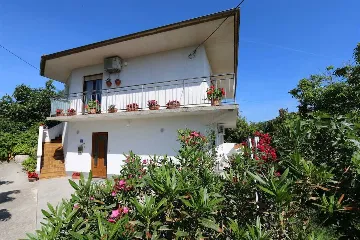 1-Bedroom Apartment in Šilo for Up to 4 Guests