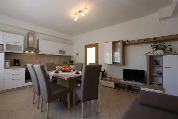 1-Bedroom Apartment in Šilo for Up to 4 Guests