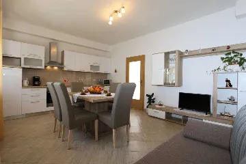 1-Bedroom Apartment in Šilo for Up to 4 Guests