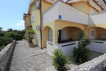 1-Bedroom Apartment in Klimno, Krk for Up to 4