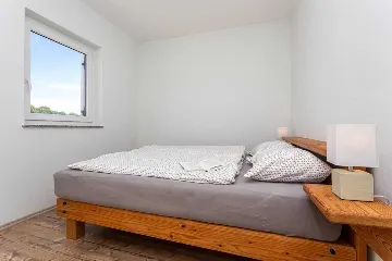 4-Bedroom House for 10 Guests in Županje