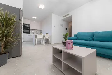 Two-Bedroom Apartment in Soline for 4 Guests