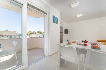 Apartment in Soline for Up to 4 Guests