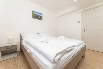 Apartment in Soline for Up to 4 Guests