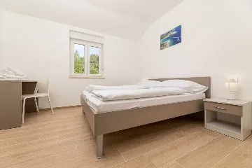 Apartment in Soline with Sea View