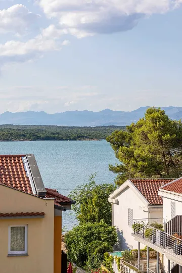 Apartment in Soline with Sea View