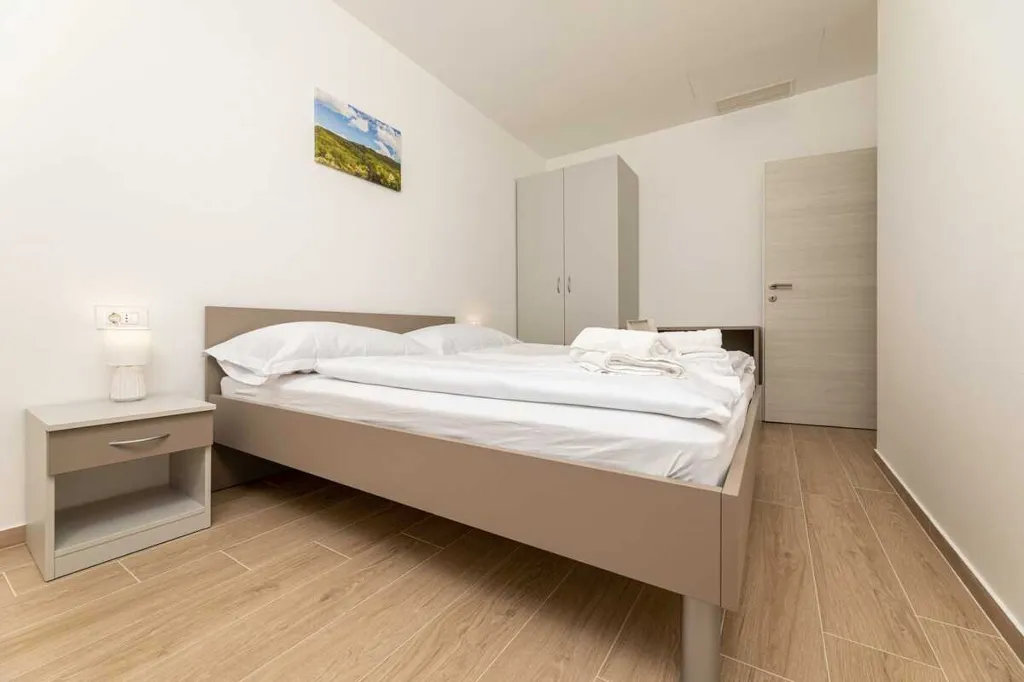 Apartment in Soline with Sea View
