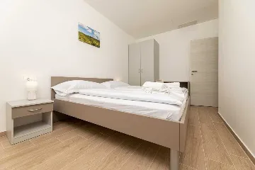 Apartment in Soline with Sea View