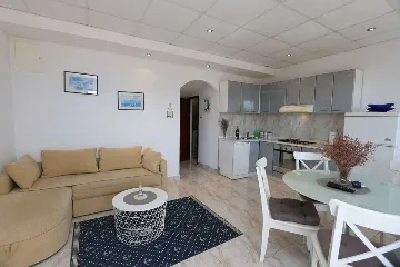 Šilo 1-Bedroom Apartment for up to 4 Guests