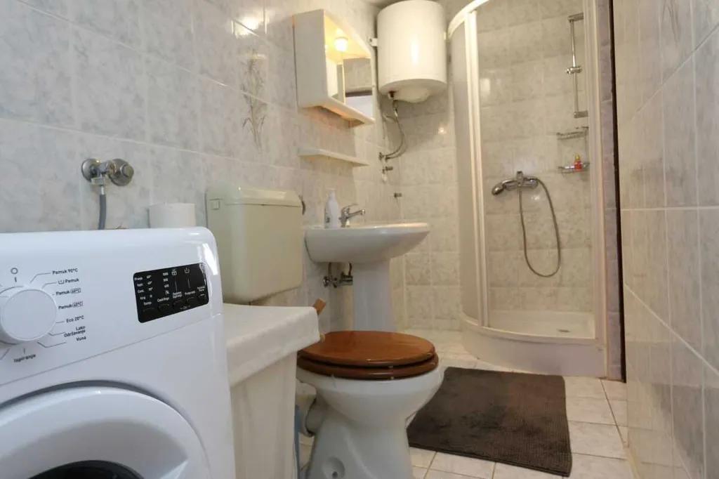Šilo 1-Bedroom Apartment for up to 4 Guests