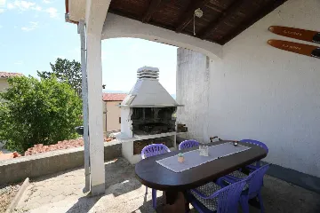 Šilo 1-Bedroom Apartment for up to 4 Guests