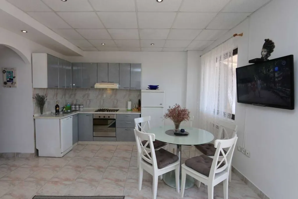 Šilo 1-Bedroom Apartment for up to 4 Guests