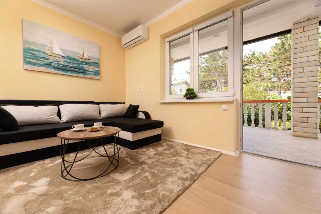 Two-Bedroom Apartment in Šilo, Croatia