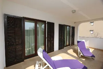 Two-Bedroom Apartment in Šilo for 4 Guests