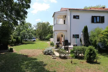 Two-Bedroom Apartment in Šilo for 4 Guests