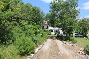 Two-Bedroom Apartment in Šilo for 4 Guests