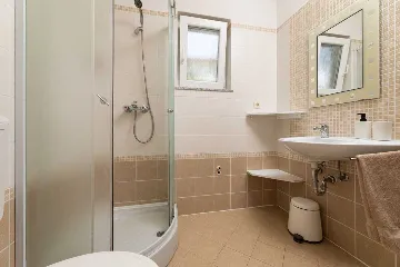 Apartment in Čižići for up to 4 Guests