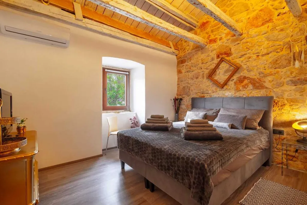 Apartment in Šilo, Croatia for up to 5 Guests
