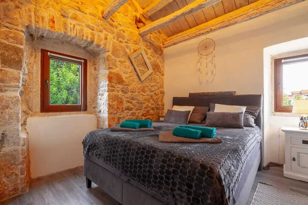 Apartment in Šilo, Croatia for up to 5 Guests