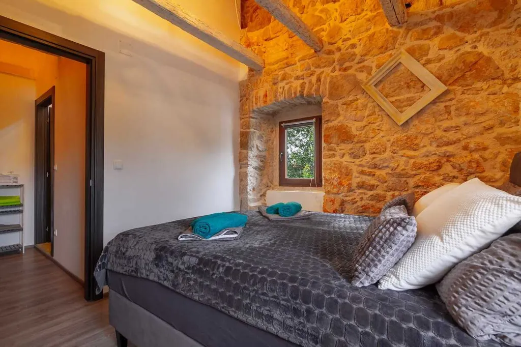 Apartment in Šilo, Croatia for up to 5 Guests
