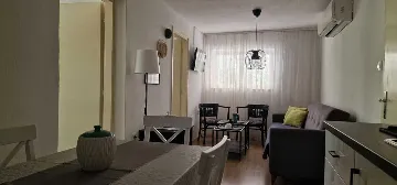 2-Bedroom Apartment in Šilo for Up to 4