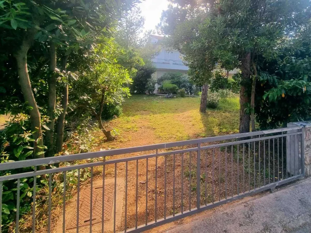 2-Bedroom Apartment in Šilo for Up to 4