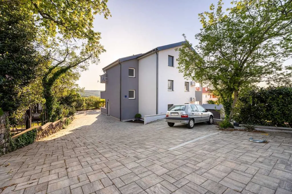 Soline Apartment for Up to 5 Guests